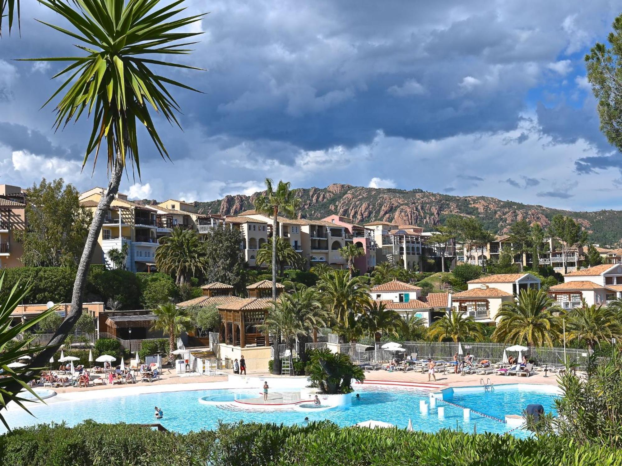 Apartment Village Cap Esterel - L'Esquinade-32 By Interhome Saint-Raphael  Exterior photo